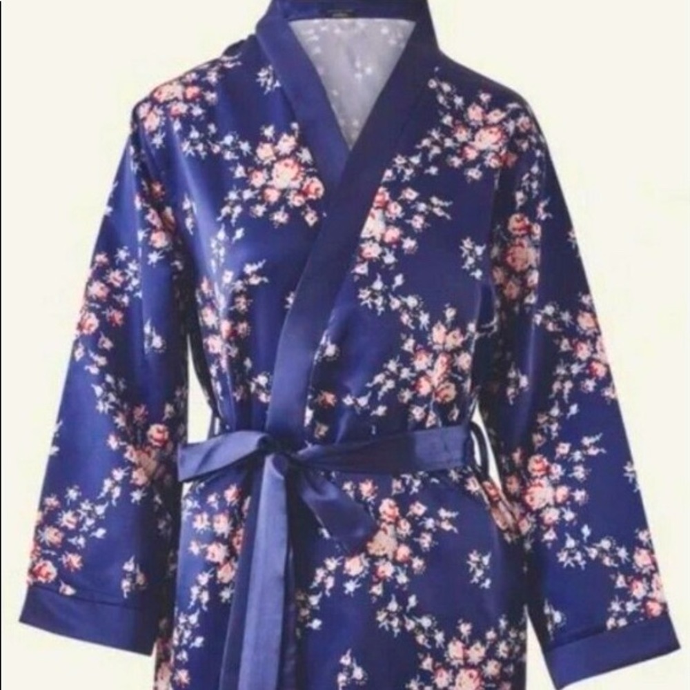 Morgan Lane x FabFitFun Robe